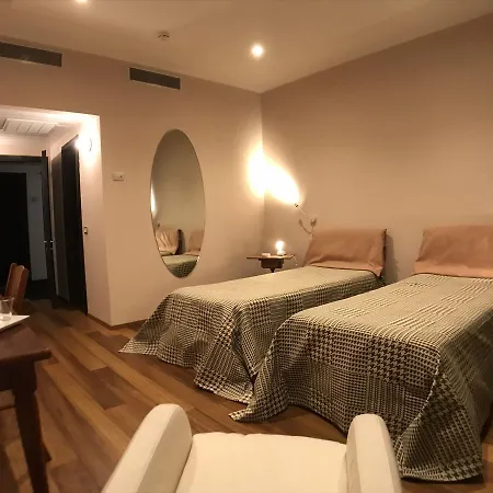 Dell'angelo Hotel Luni