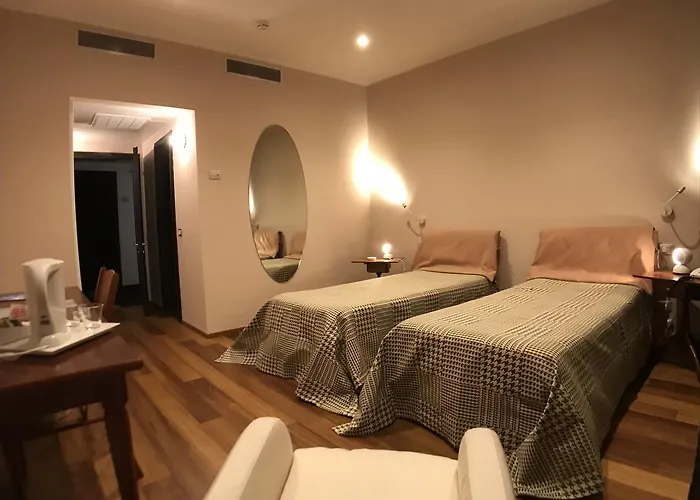 Dell'angelo Hotel Luni