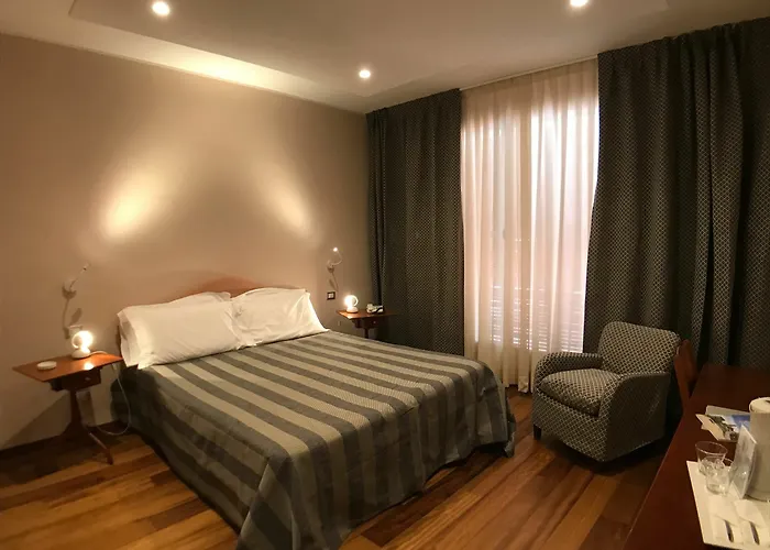 Szálloda Dell'angelo Luni